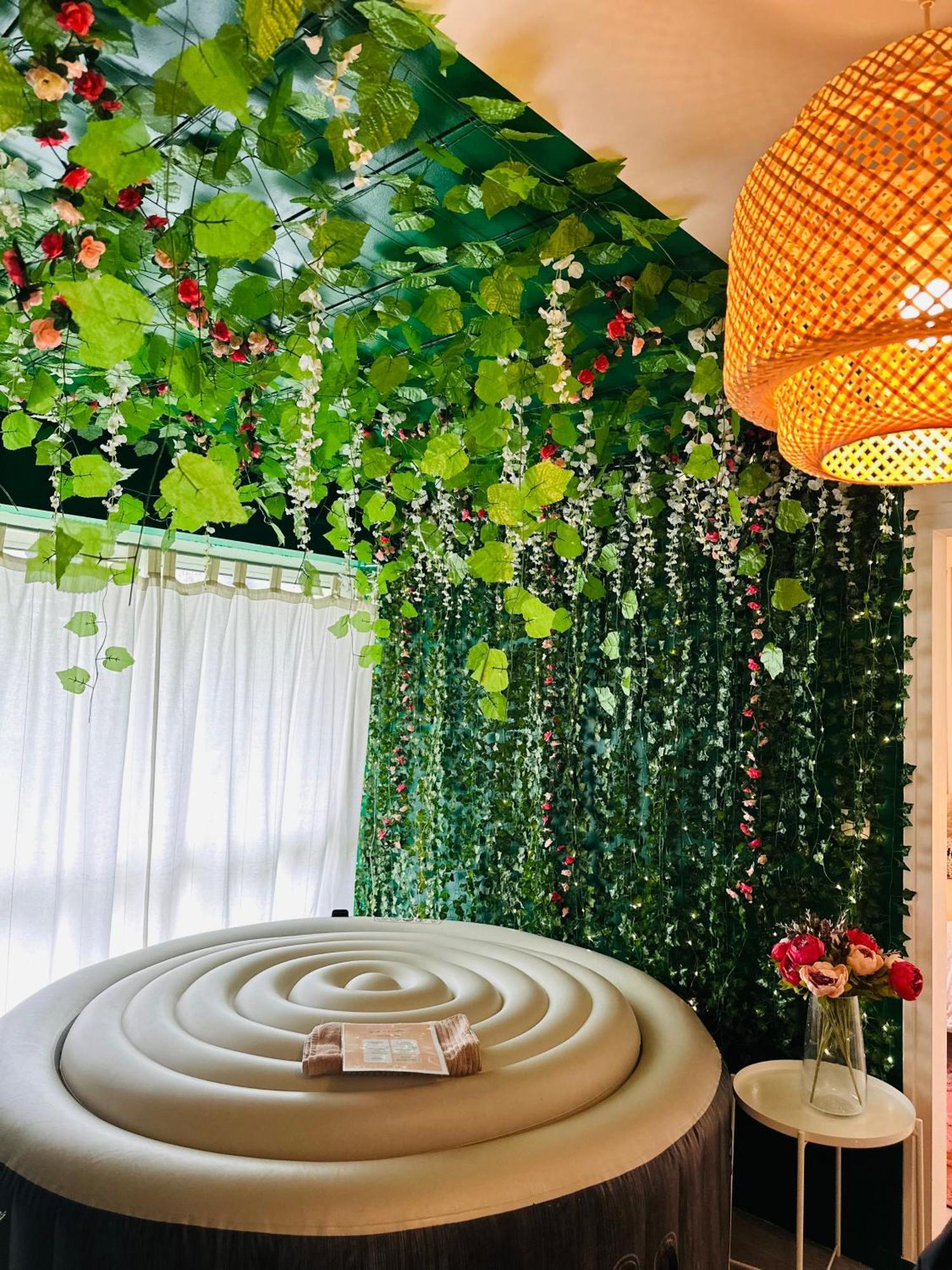 Chez Jade - Spa, Gare Et Centre Ville 렌 외부 사진